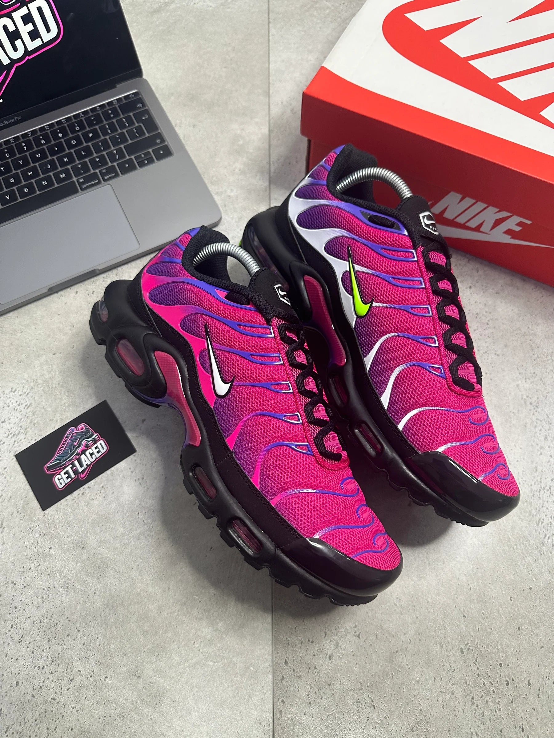 Nike Air Max Plus TN - Fireberry