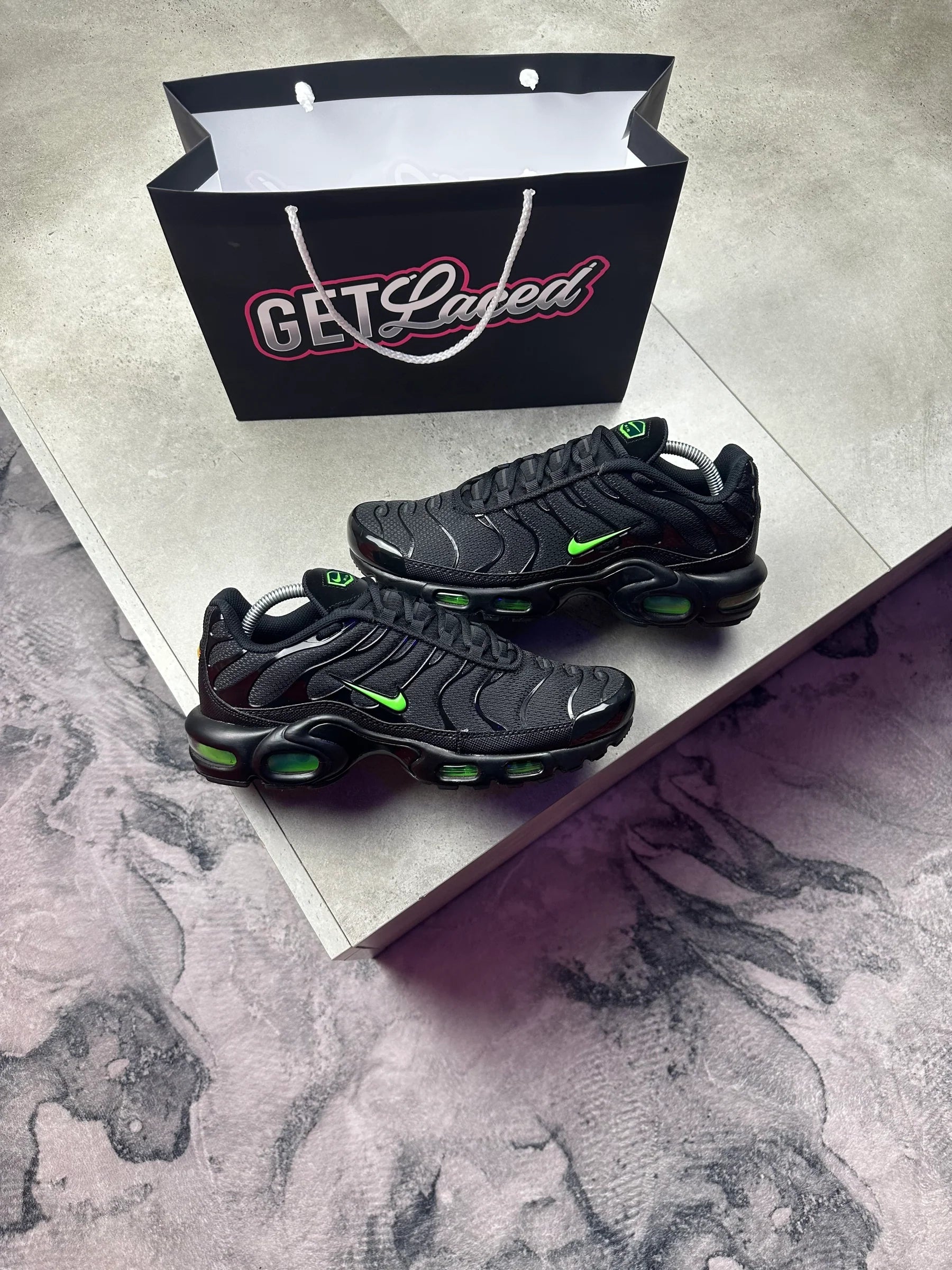 Nike Air Max Plus TN - Green Strike