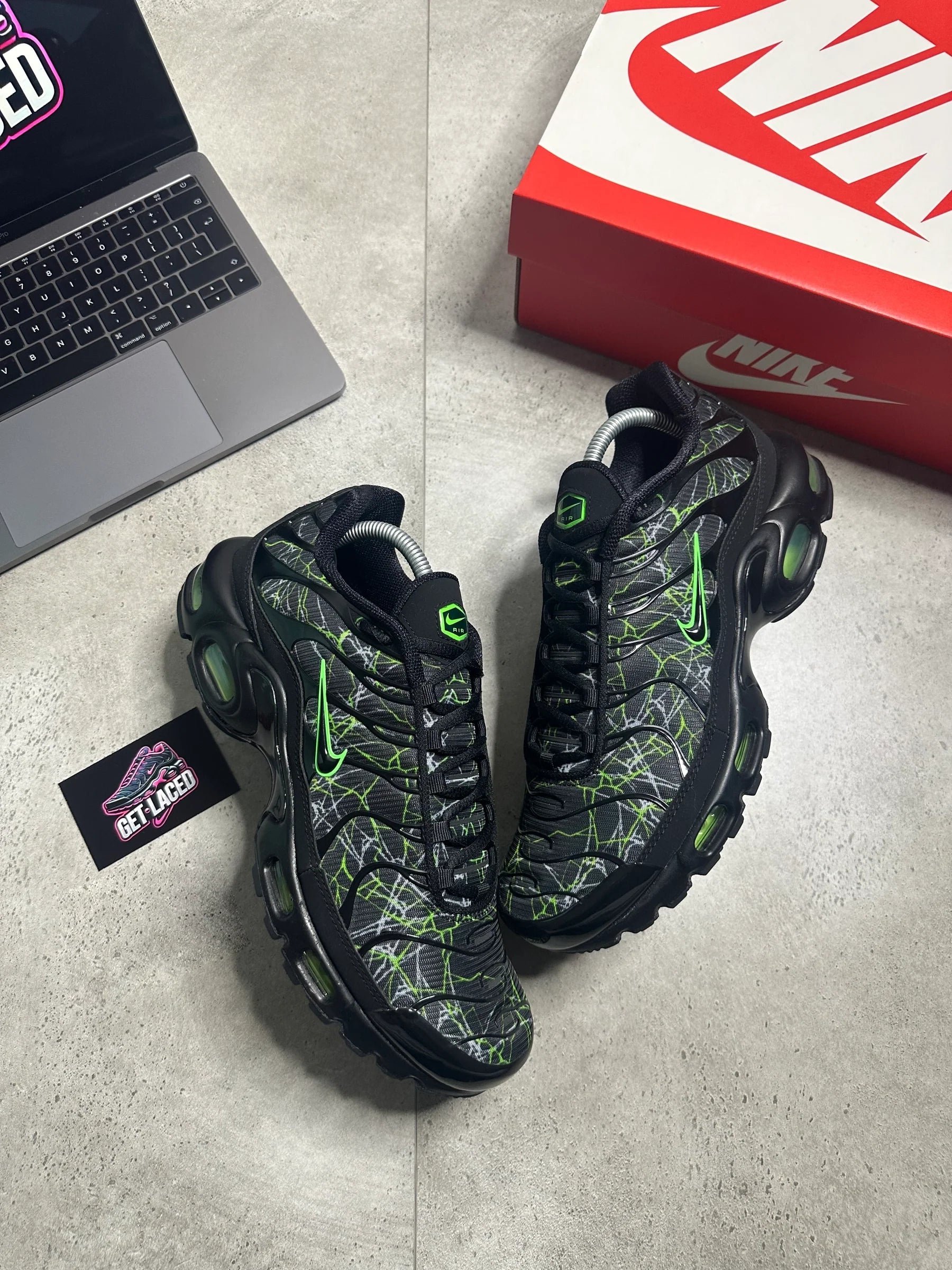 Nike Air Max Plus TN - Neon Laser