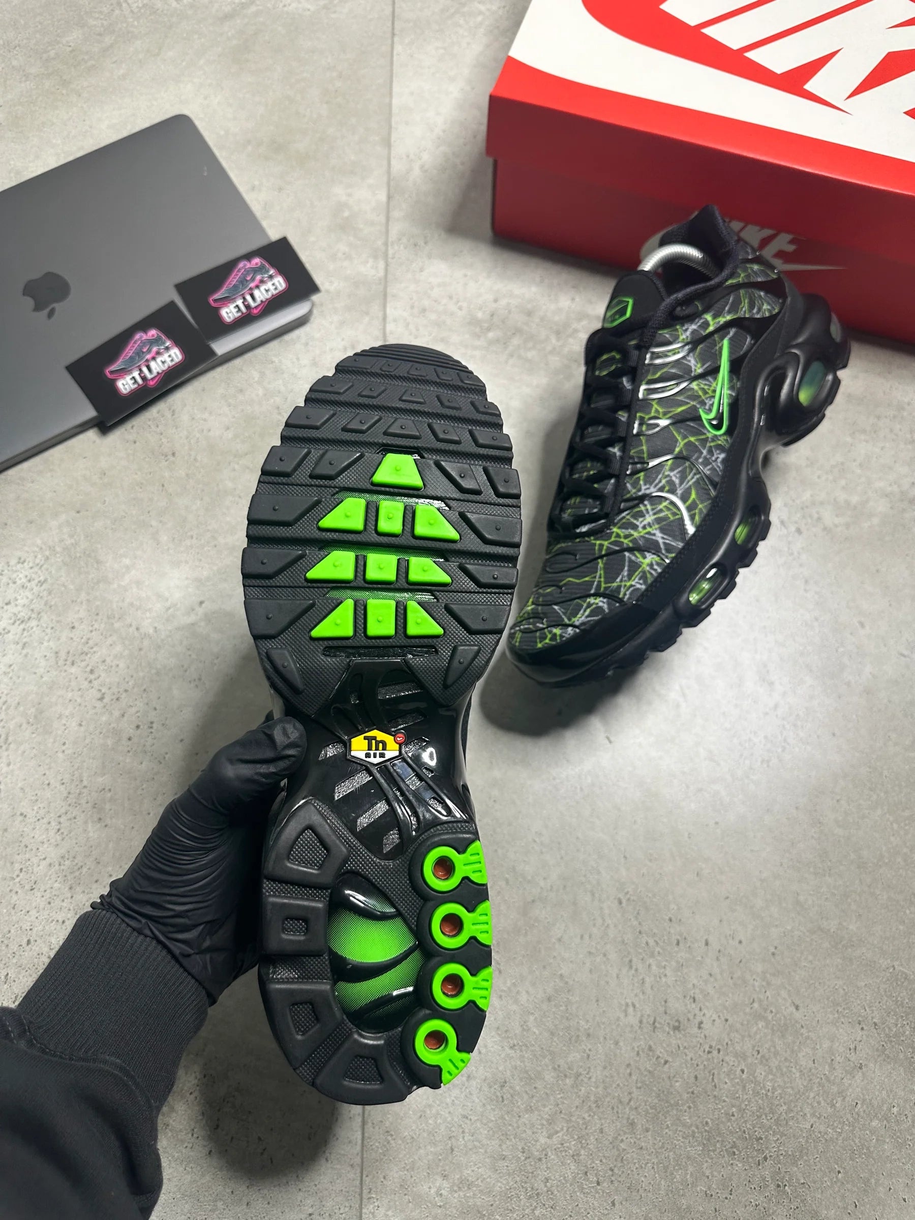 Nike Air Max Plus TN - Neon Laser