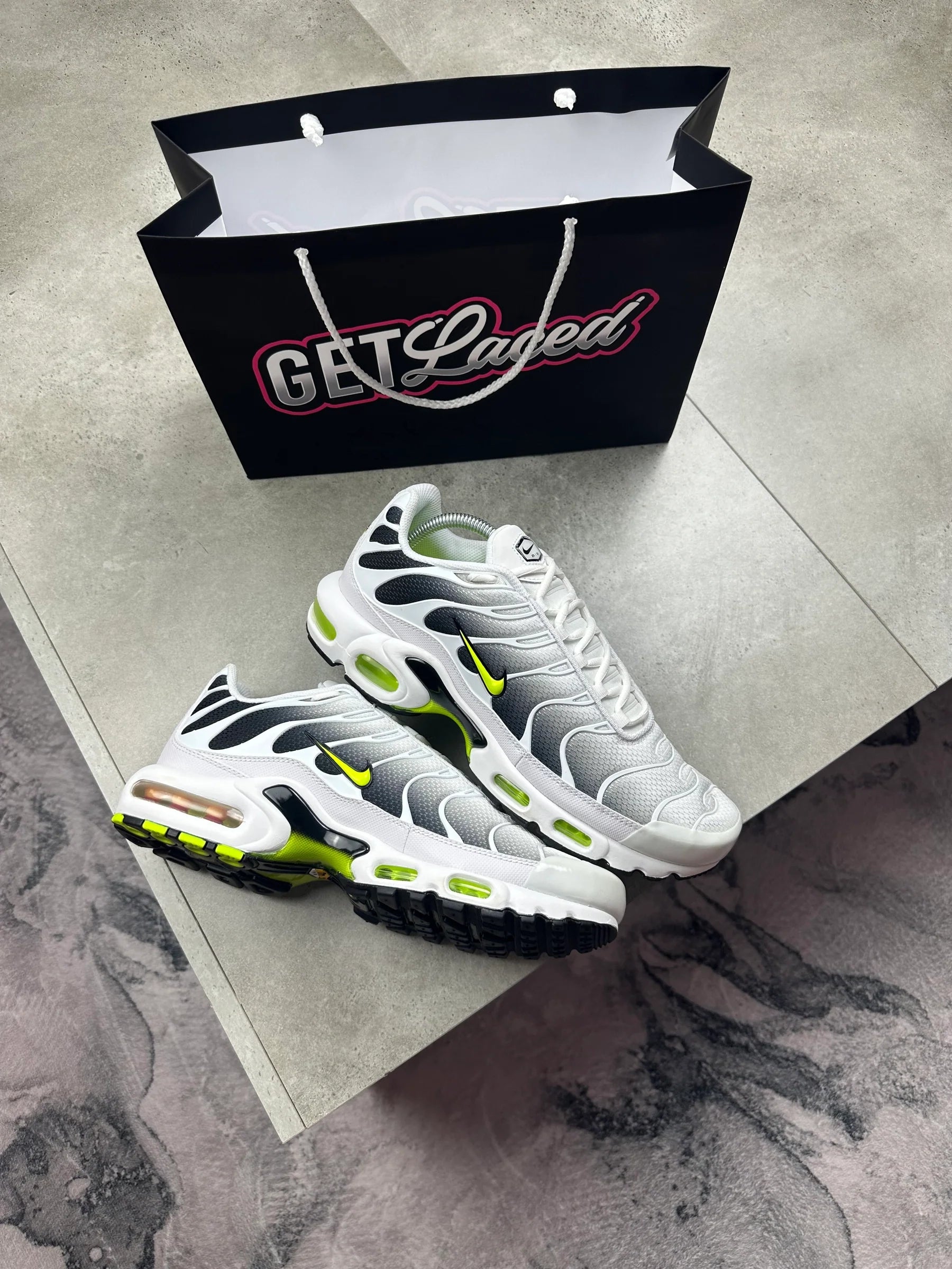Nike Air Max Plus TN - Blanc Volt Vert