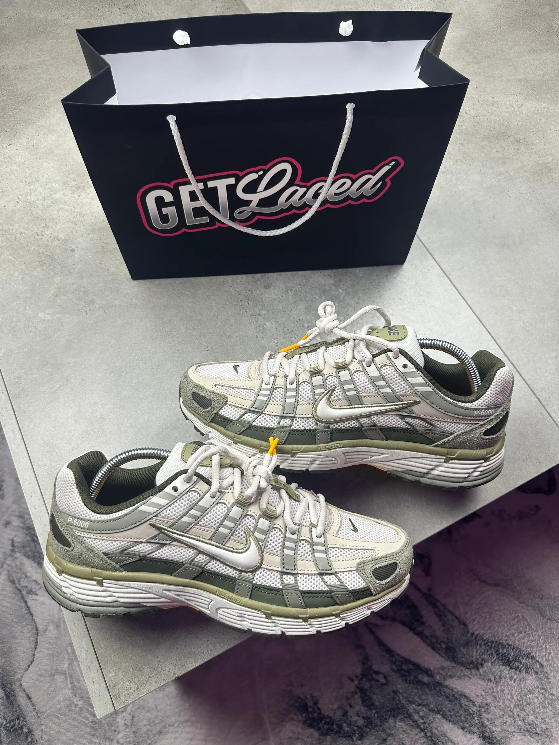 Nike P6000 - Cargo Khaki