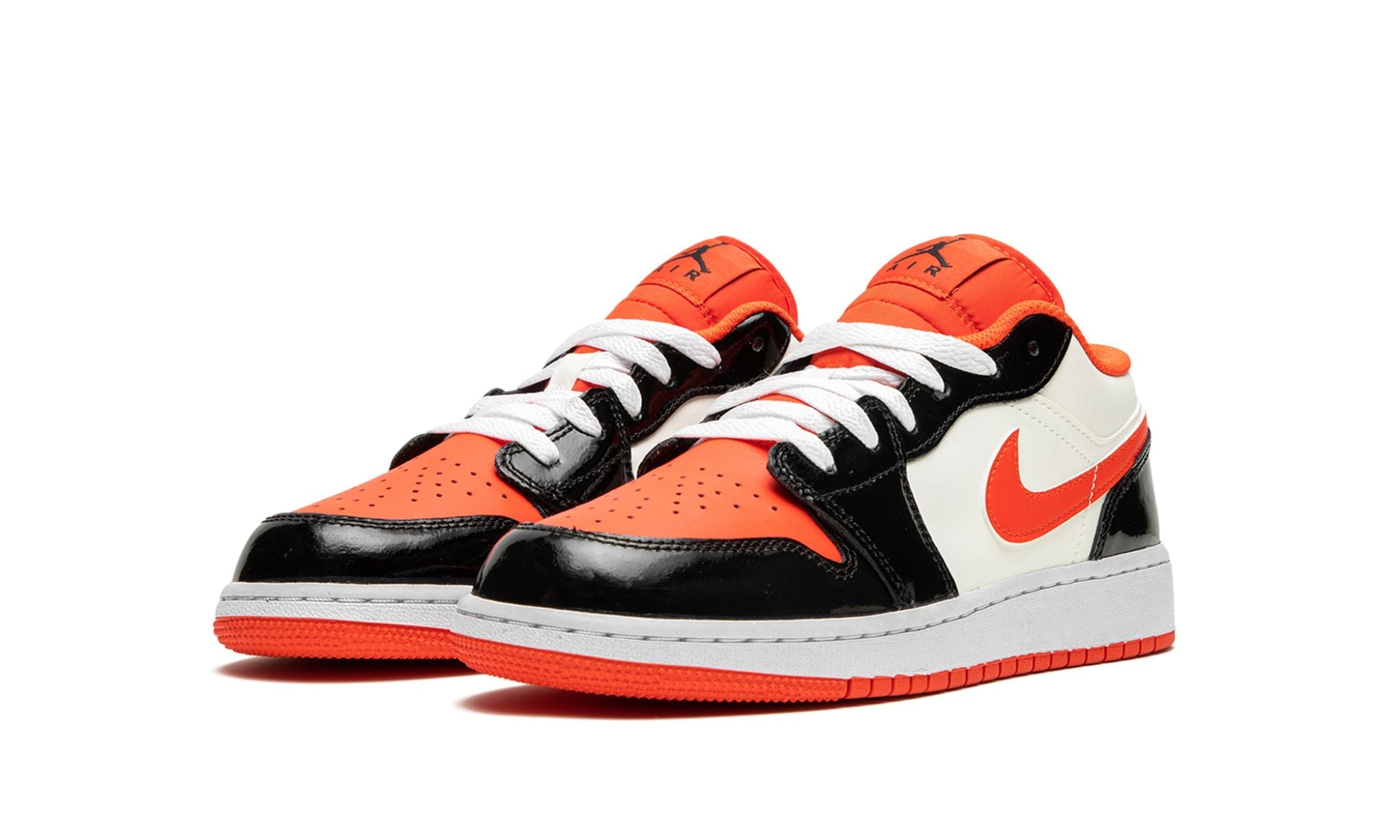 Air Jordan 1 Low Halloween (2023)