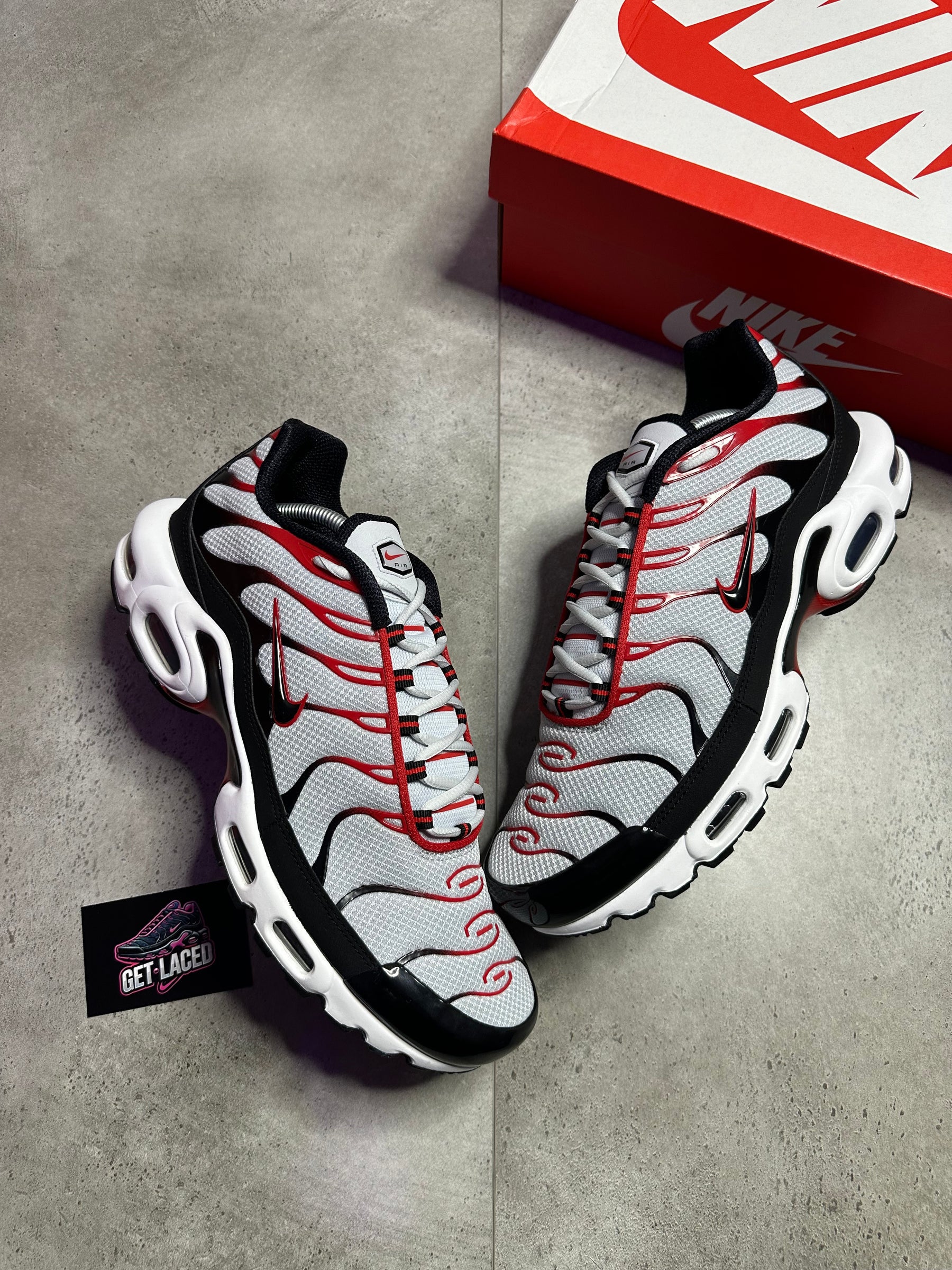 Nike Air Max Plus TN - Platinum University Red