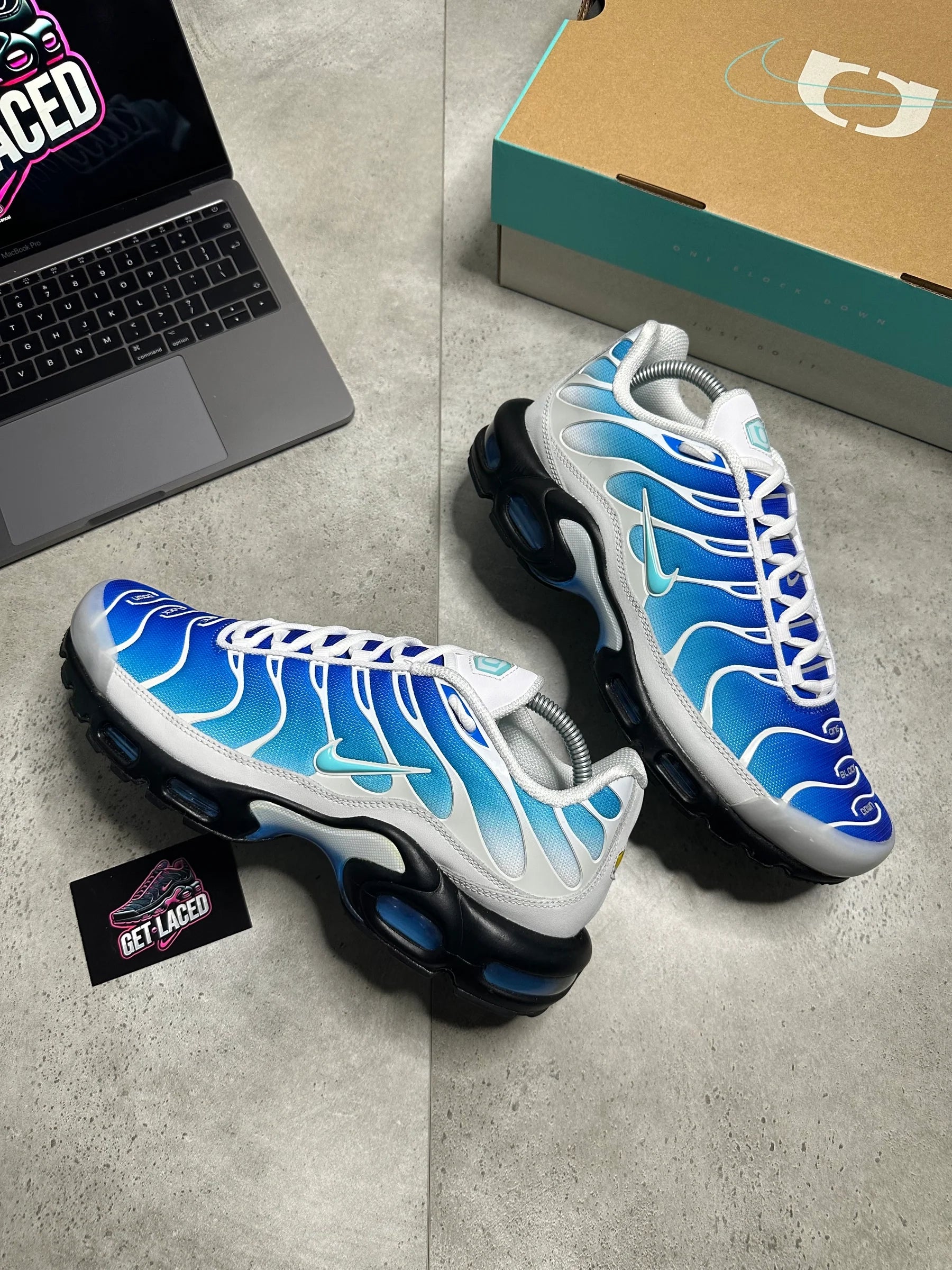 Nike Air Max Plus TN x OBD - Bleu photo clair
