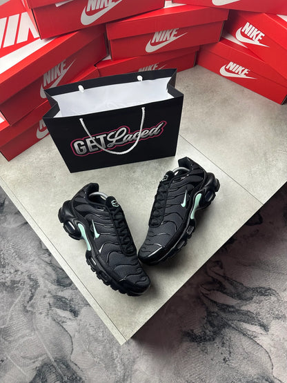 Nike Air Max Plus TN - Black Tiffany