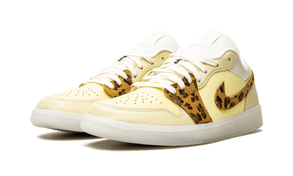 Air Jordan 1 Low SNKRS Day