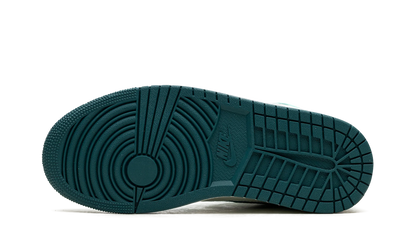 Air Jordan 1 Mid Chenille Bleached Turquoise