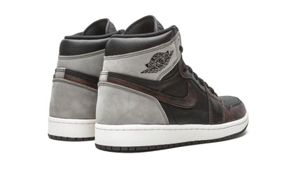 Air Jordan 1 Retro OG High Patina